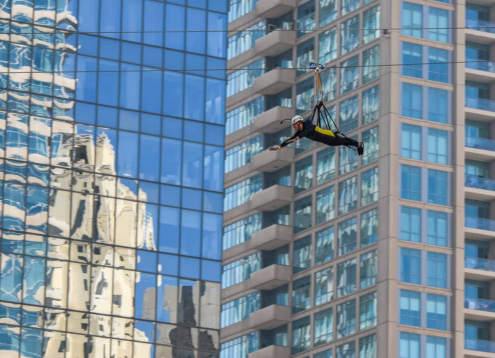 tyrolienne dubai activite sensations