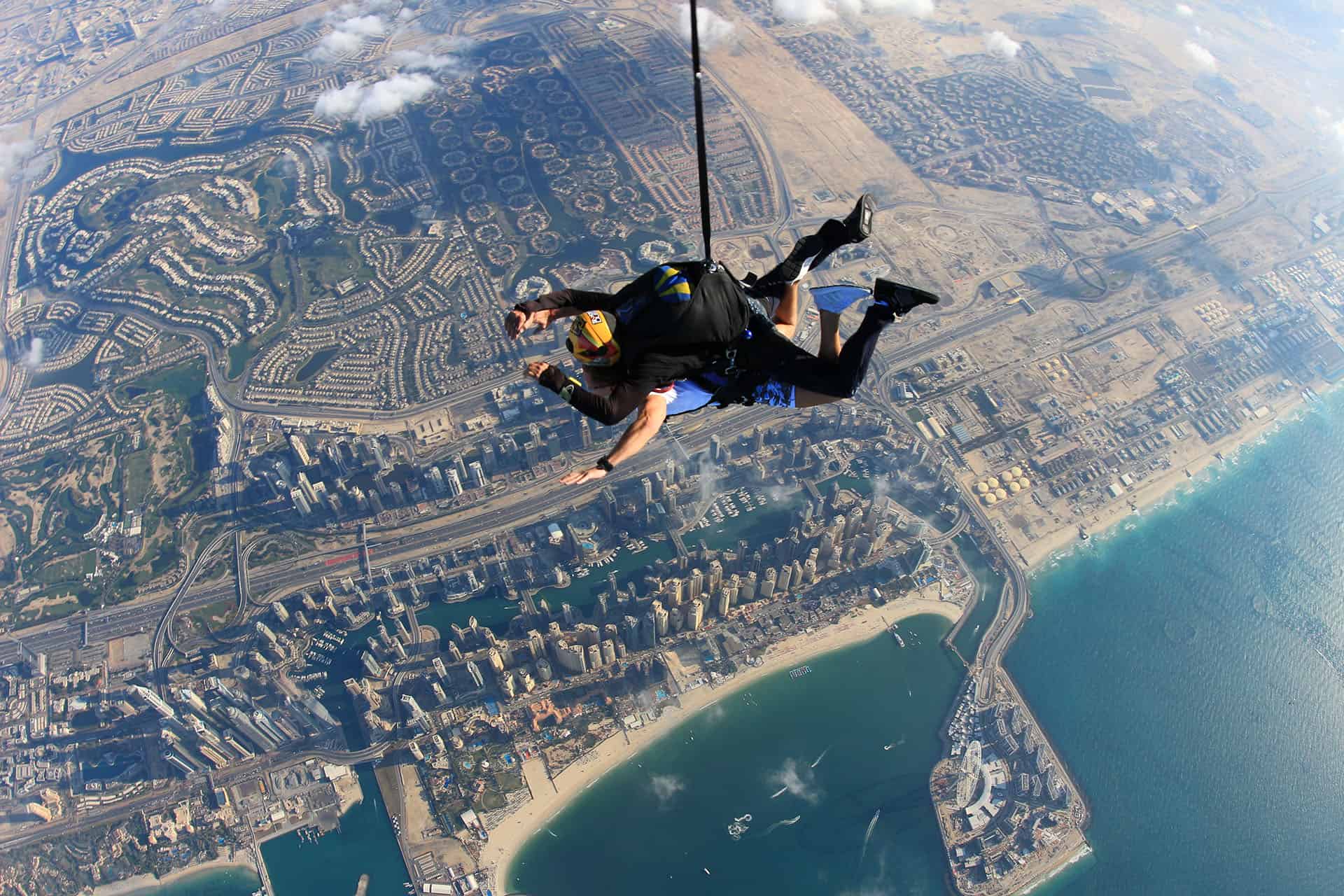 ou sauter en parachute a dubai