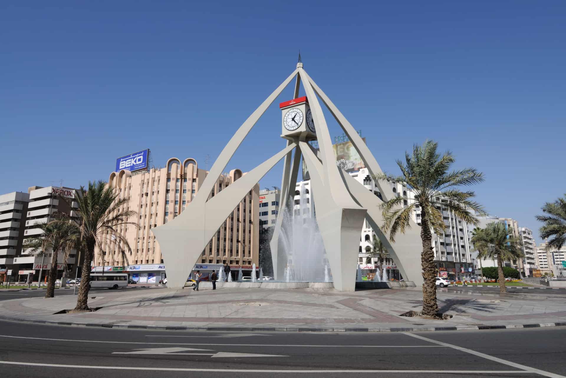 horloge de deira horloge de deira