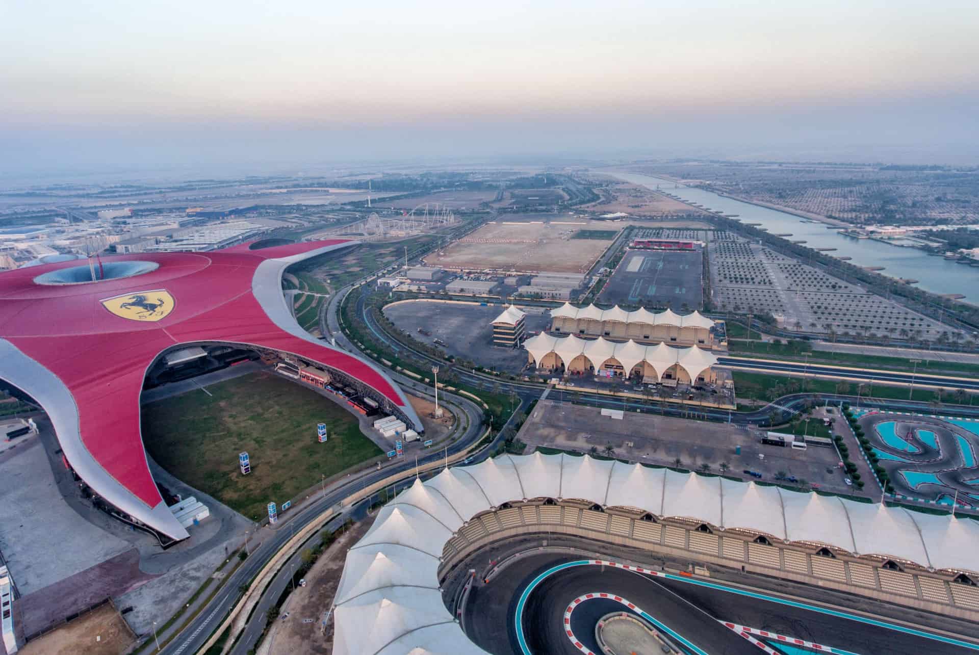 yas island ferrari world se rendre yas island ferrari world se rendre