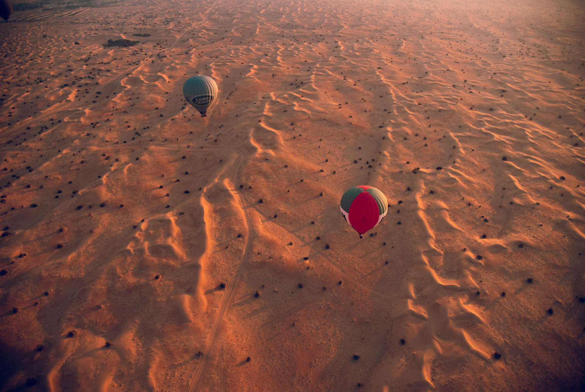 vue aerienne montgolfiere vue aerienne montgolfiere