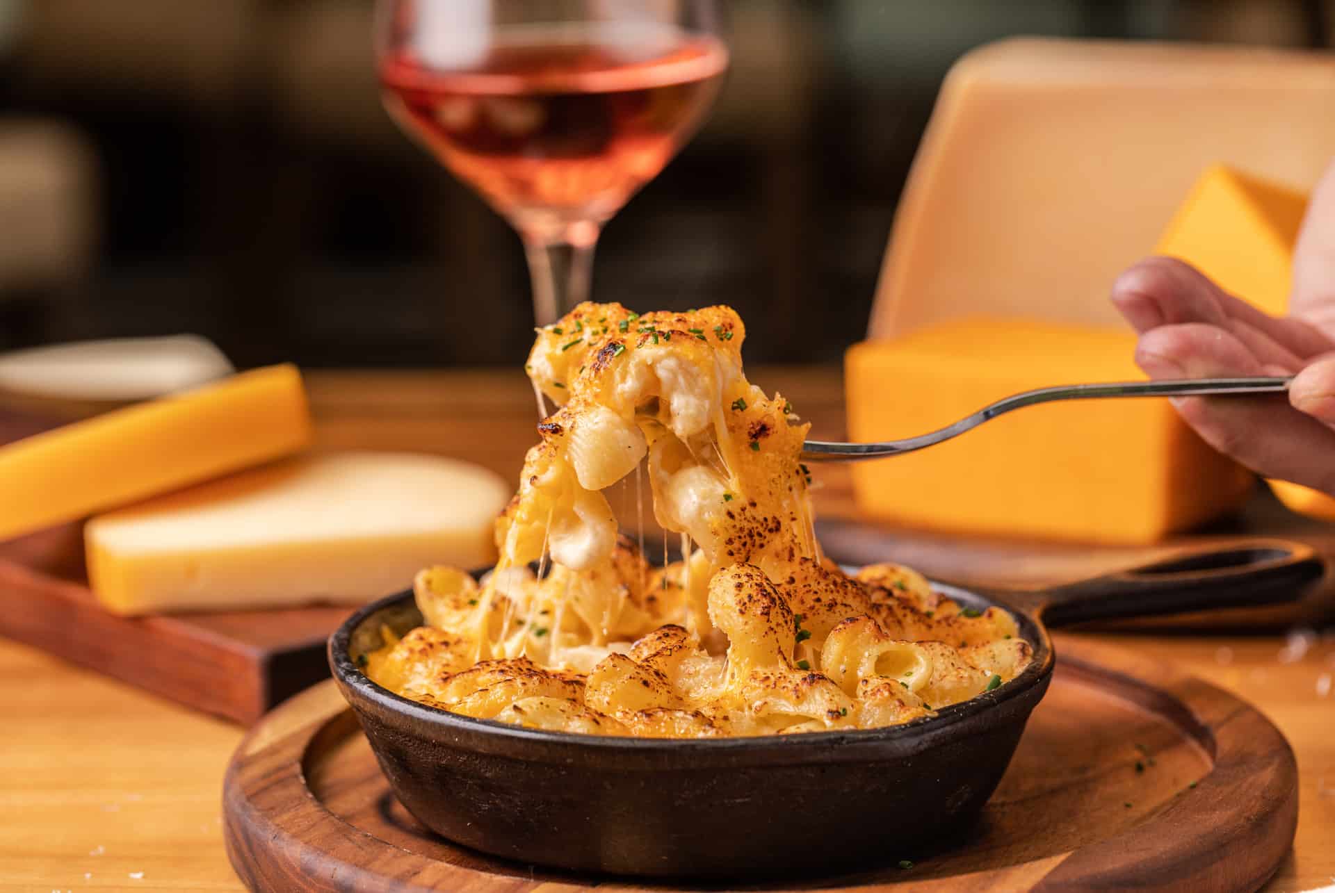 ou manger a dubai mac and cheese ou manger a dubai mac and cheese